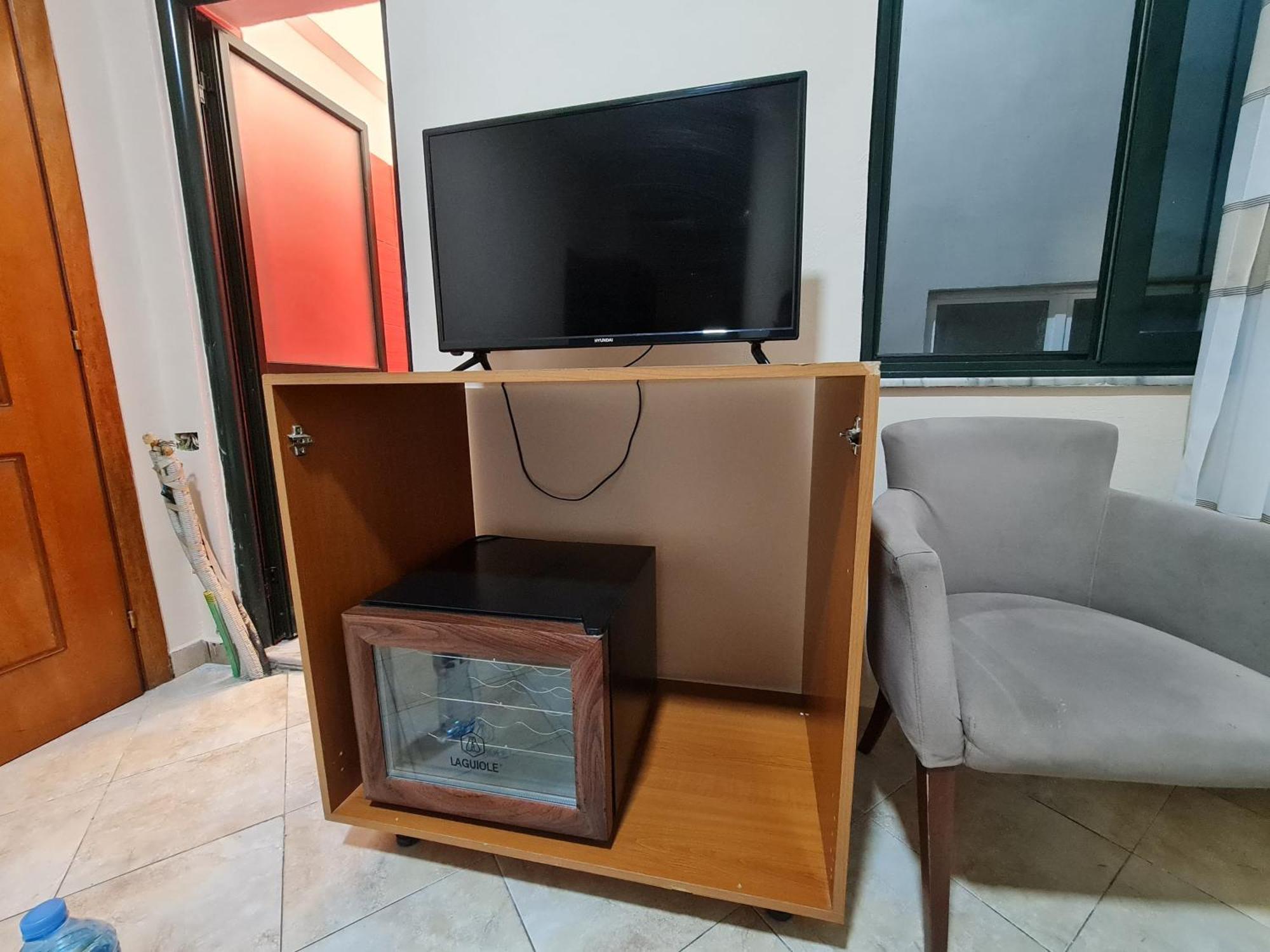 Hotel La Villa Тирана Екстер'єр фото